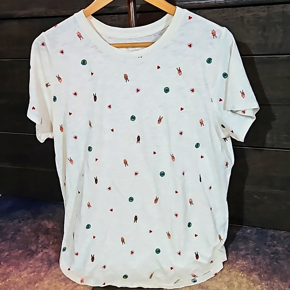 Old Navy | Peace, Love, Earth Tshirt